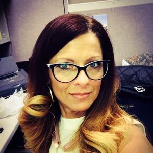 Meet your Posher, Cynthia